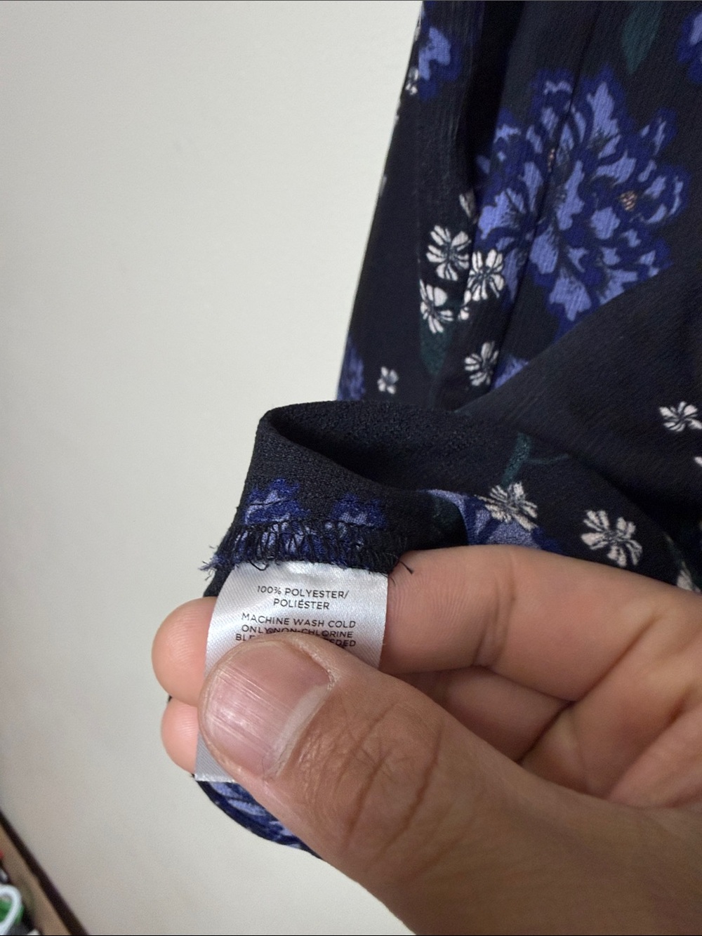 Ann Taylor Black Blouse with Blue Floral Print size L - Picture 5 of 6